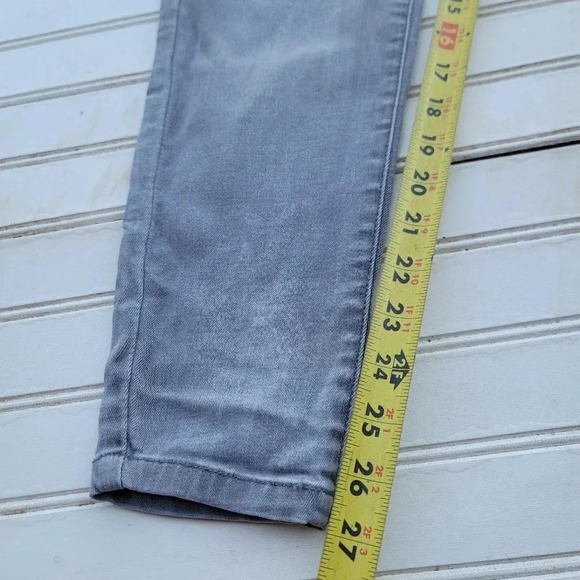 Forever 21 Gray Denim Stretch  Skinny Jeans Women’s  28x27 High-Rise Sz 28 - Picture 3 of 9